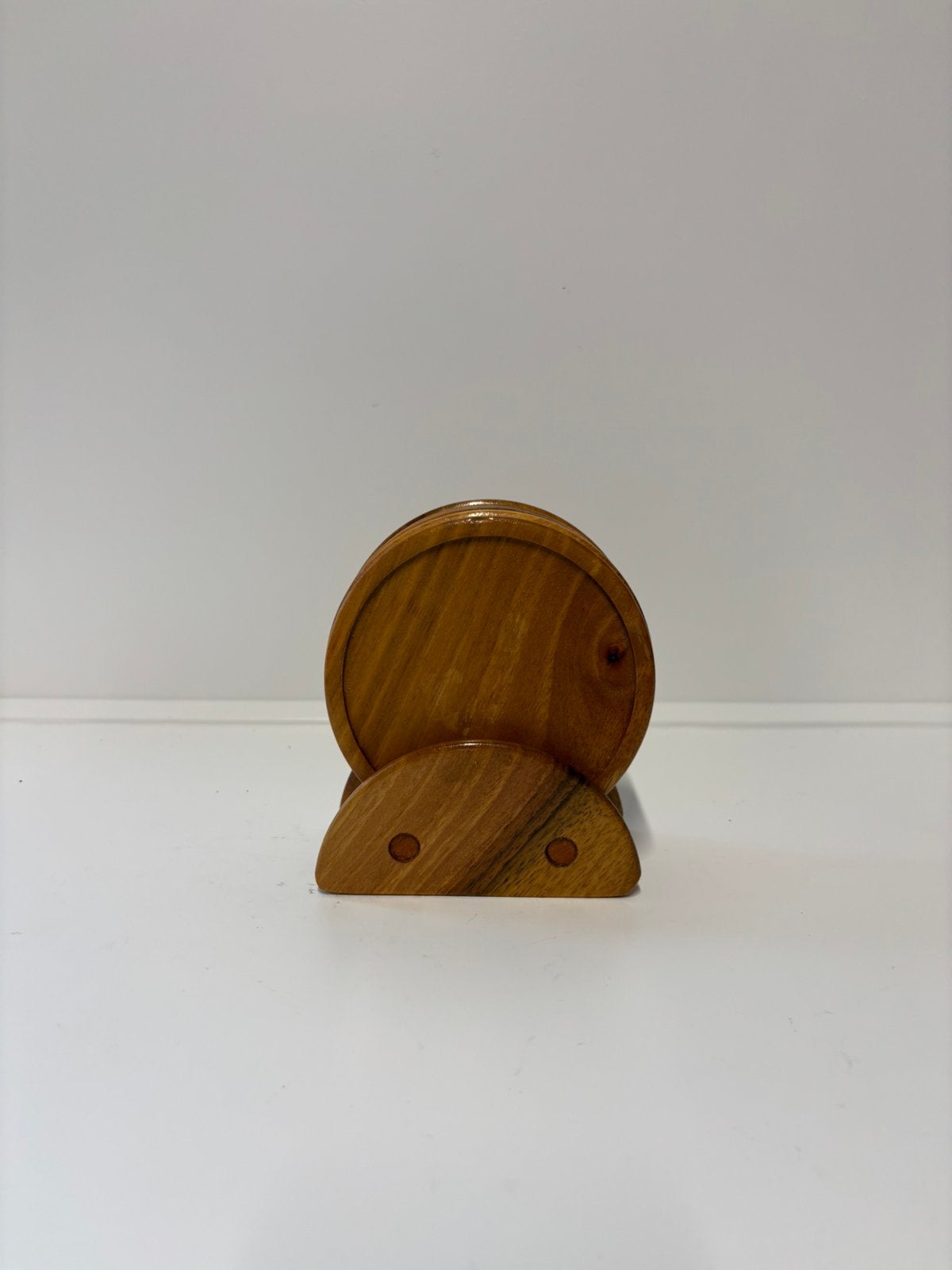 Vintage houten onderzetters in houder, *, Hout, Handgemaakt, Zo goed als nieuw