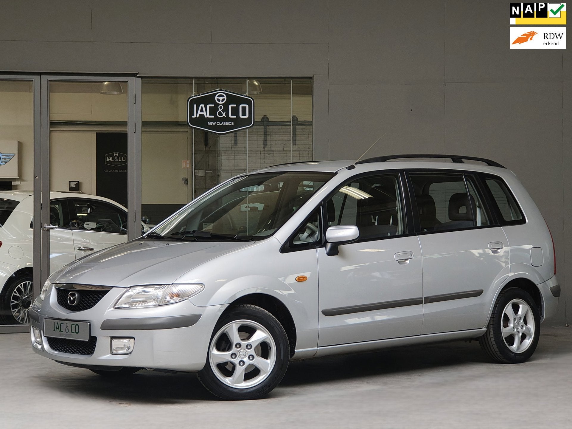 Mazda Premacy 1.8 Automaat Airco trekhaak -Perfect onderhoud, Auto's, Mazda, Stof, Gebruikt, Zwart, 4 cilinders
