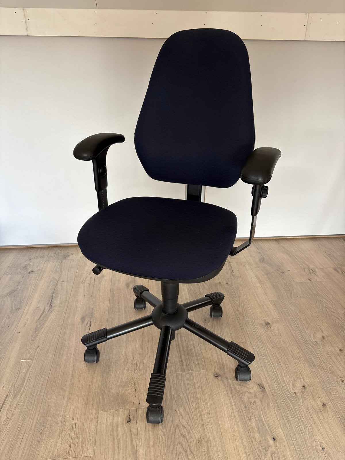 Interstuhl Bureaustoel - Donkerblauw, Ophalen, Gebruikt, Blauw, Bureaustoel