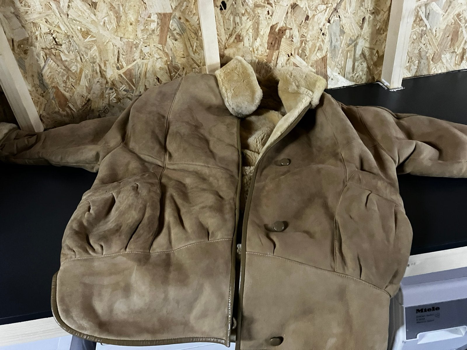 Mooie lammy coat van Moscoat Creation, Kleding | Heren, Ophalen of Verzenden, Zo goed als nieuw, Bruin
