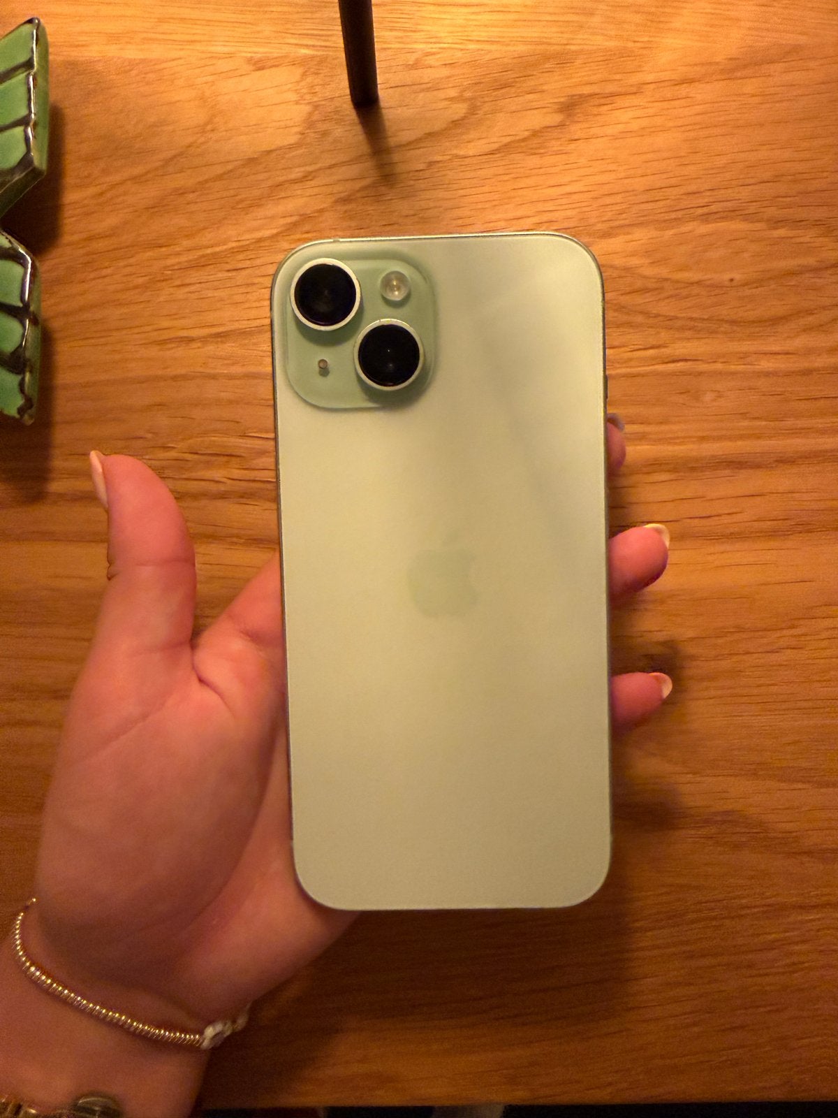 Apple iPhone 15 - 128GB - Groen, Telecommunicatie, Mobiele telefoons | Apple iPhone, IPhone 15, 77 %, Ophalen of Verzenden, Zonder simlock