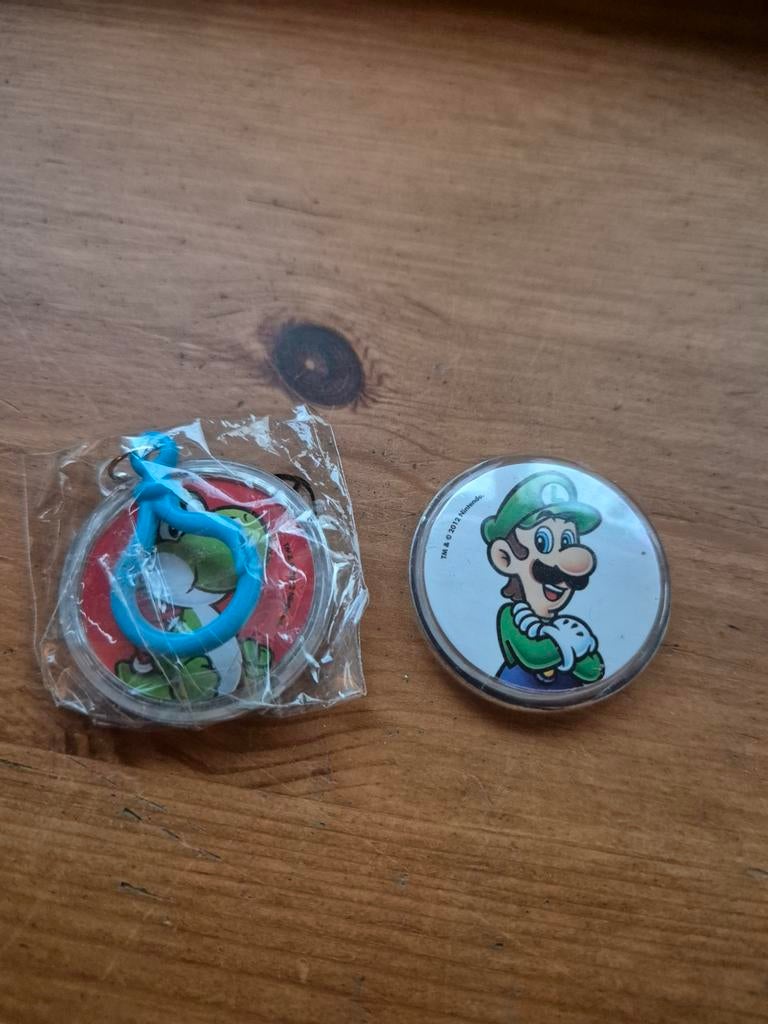 Yoshi sleutelhanger en Luigi clip super mario, Ophalen of Verzenden