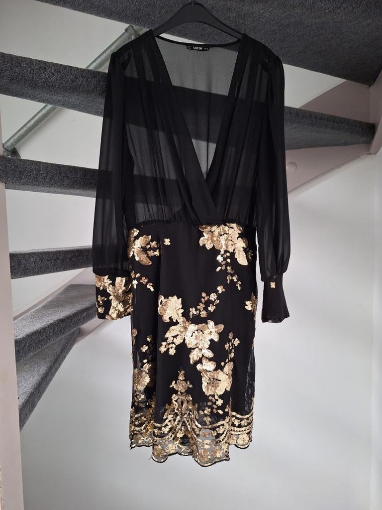 Zwarte jurk met gouden pailletten maat 36, Zwart, Ophalen of Verzenden, Zo goed als nieuw, SHEIN