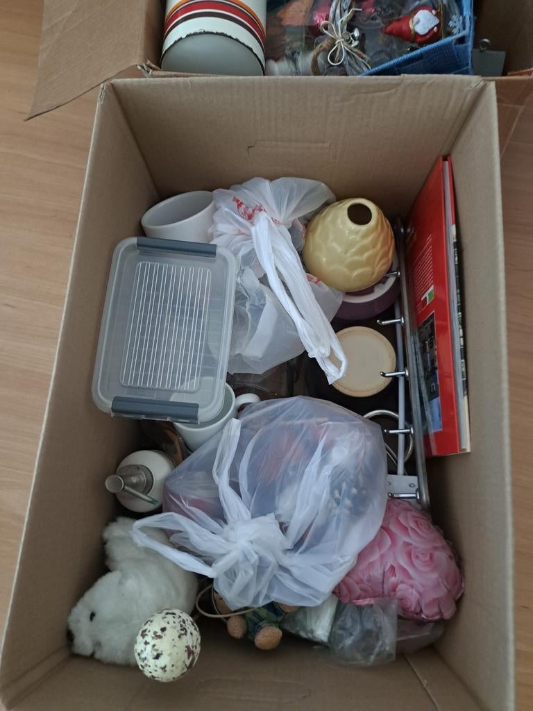 Goede spullen voor rommelmarkt 3 dozen, Ophalen, Gebruikt