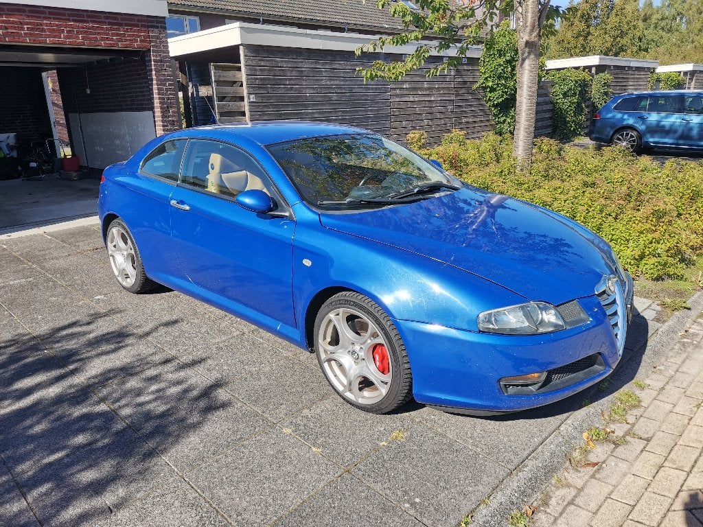 Alfa Romeo GT 3.2 V6 24V 2004 Blauw, Auto's, Handgeschakeld, Particulier, Euro 4, 6 cilinders