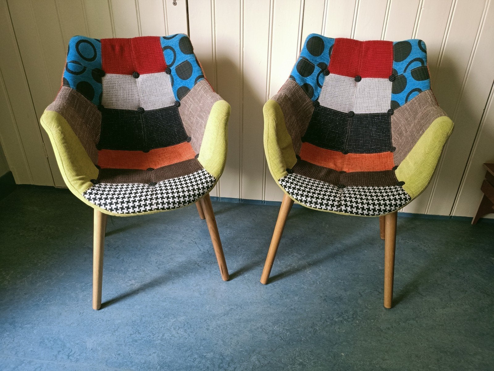 Set van 2 Zuiver Patchwork Stoelen, in prima staat, Huis en Inrichting, Ophalen, Hout, Gebruikt, Twee