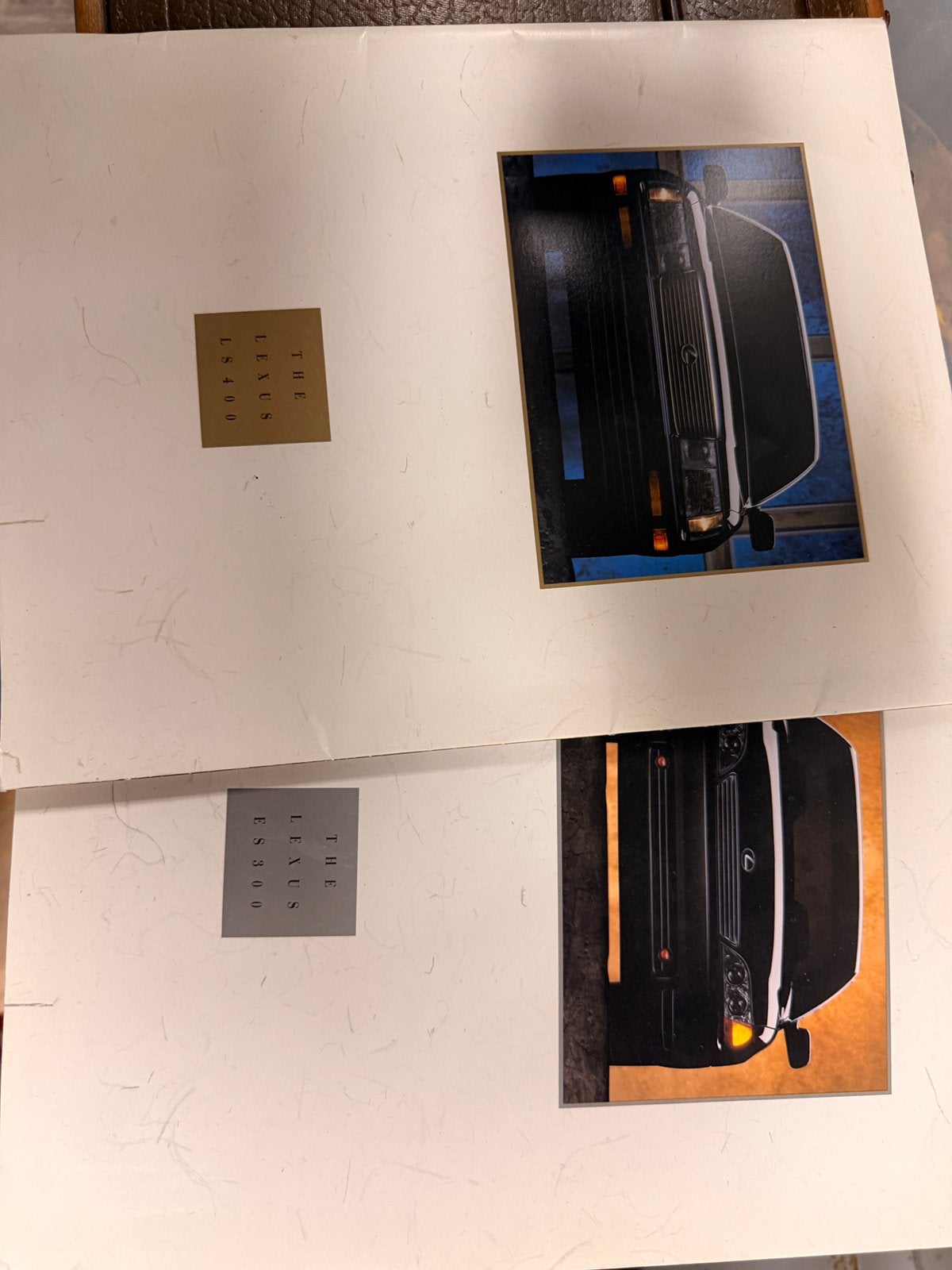 2x dealer brochure Lexus LS400 en ES300, Ophalen of Verzenden, Overige merken