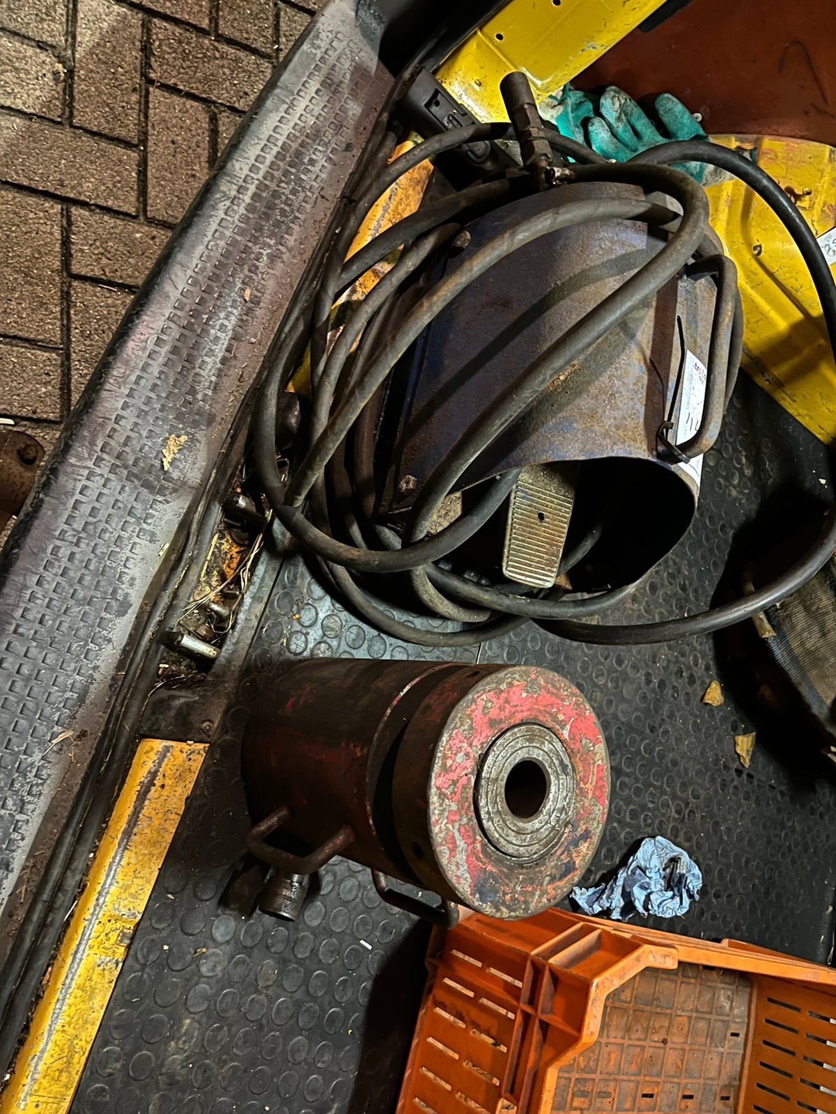 Hydraulische krik hefcilinder potkrik met voetpomp cilinder️, Ophalen, Gebruikt