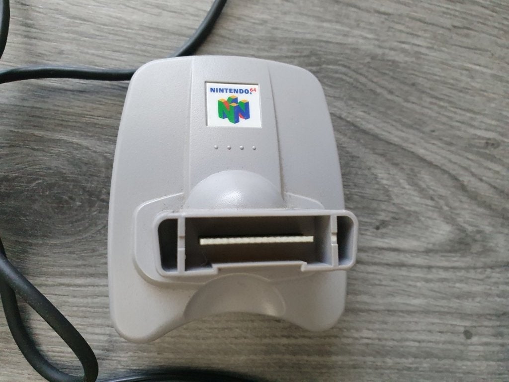 Transfer pak voor Nintendo 64 en Gameboy, Ophalen of Verzenden, Zo goed als nieuw, Nintendo 64, Overige controllers