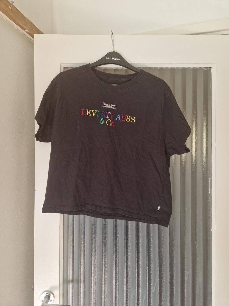 Levi's T-shirt - M, Maat 38/40 (M), Zwart, Ophalen of Verzenden, Korte mouw