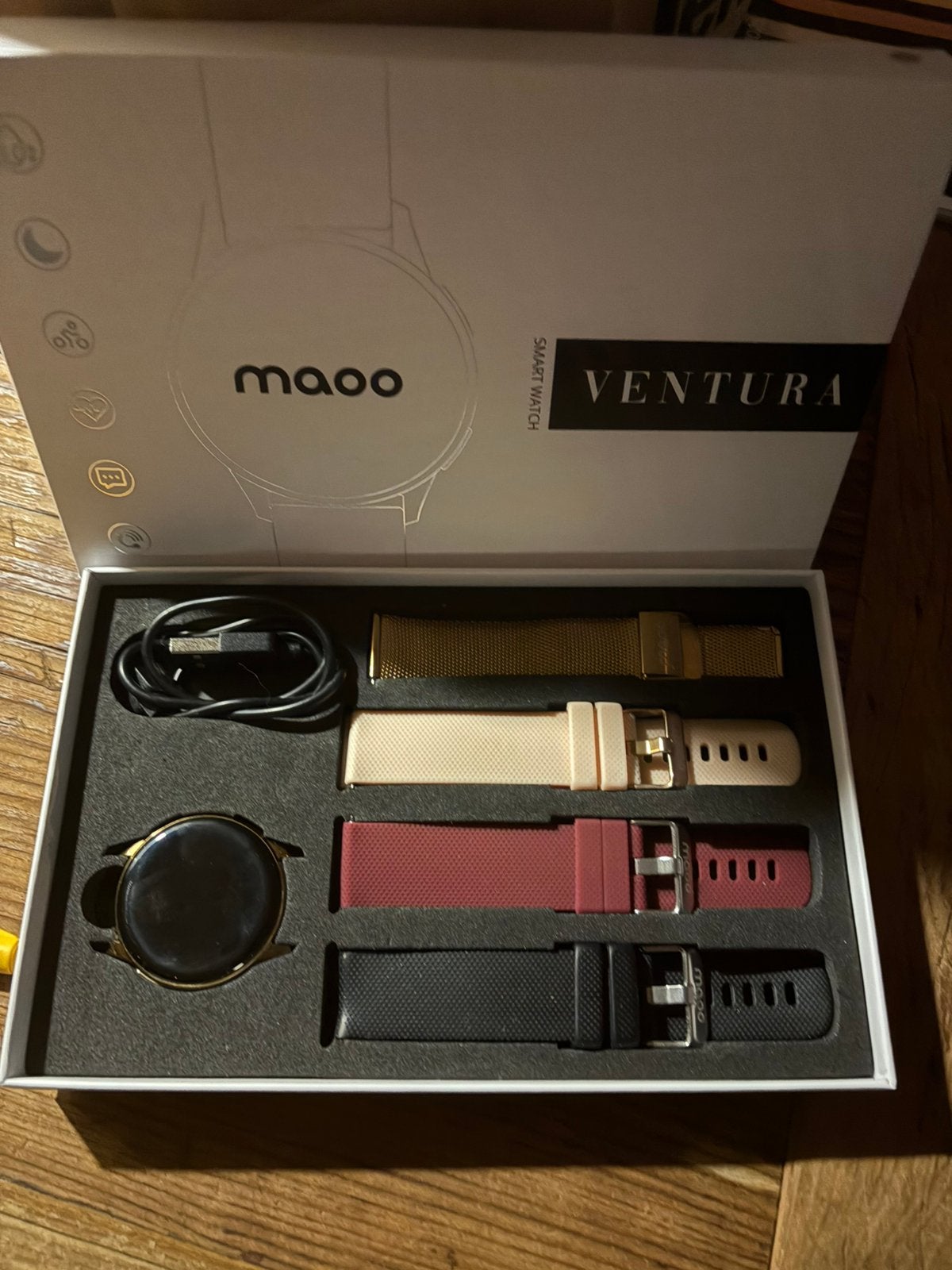 Leuke smart horloge met verwisselbare banden, Sieraden, Tassen en Uiterlijk, Horloges | Dames, Overige merken, Polshorloge, Overige materialen