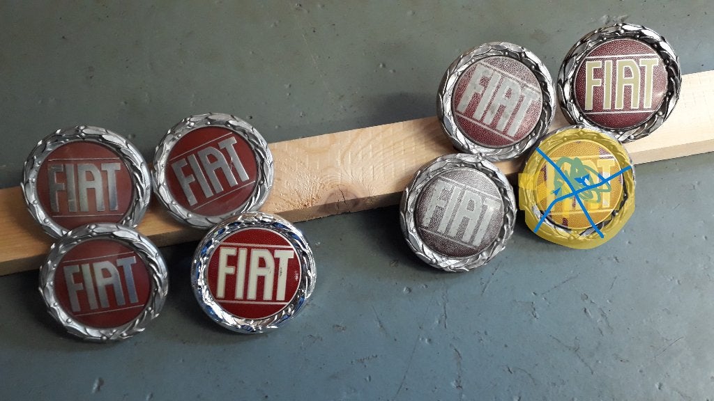 Fiat Grill Grille Embleem Badge Bomisa Milano 127 131 Racing, Ophalen of Verzenden