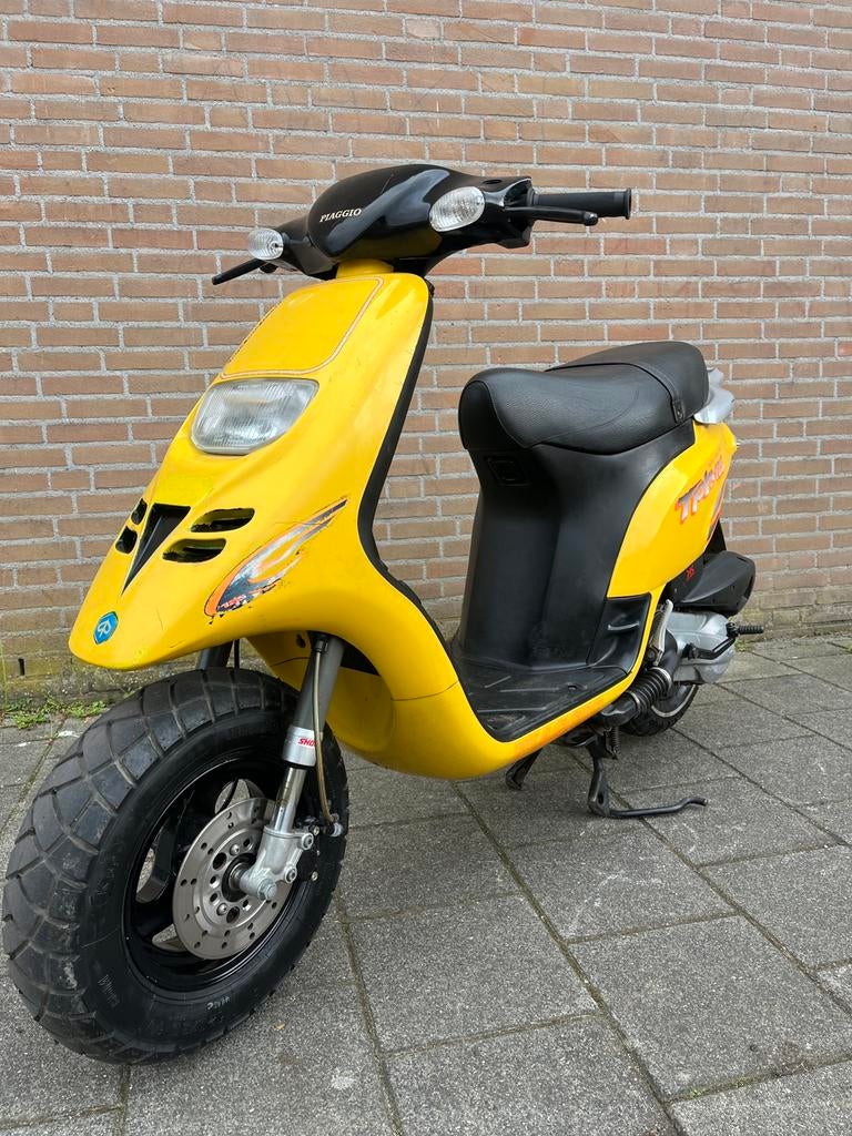 Piaggio Typhoon 125cc, Ophalen of Verzenden, Zo goed als nieuw, Tweetakt, Overige modellen