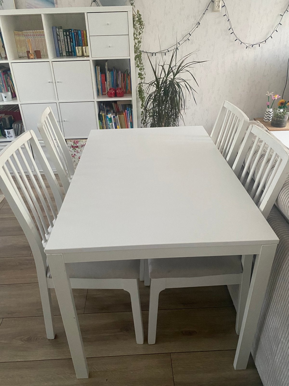 Ikea mooi tafel en 4 stoelen, Huis en Inrichting, Tafels | Eettafels, Ophalen, Gebruikt, 100 tot 150 cm, 50 tot 100 cm