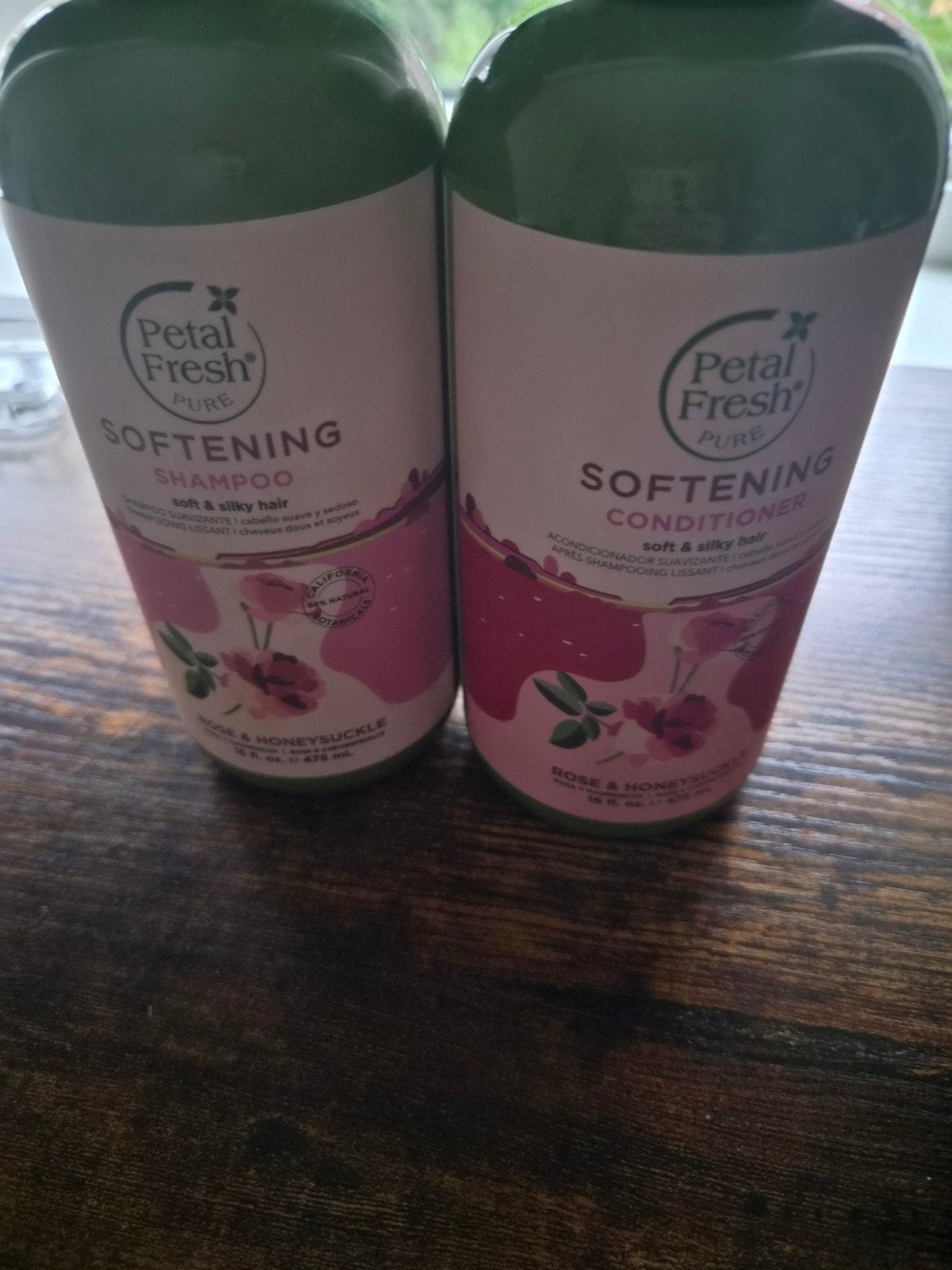Shampoo & conditioner Petal Fresh, Ophalen, Nieuw, Shampoo of Conditioner