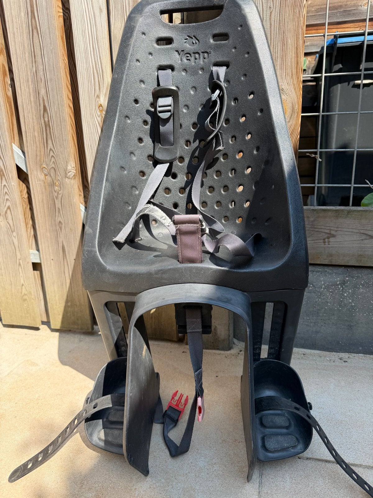 Yepp Achterzitje voor fiets - Zwart, Achterzitje, 9 t/m 18 kg, Ophalen of Verzenden, Gebruikt