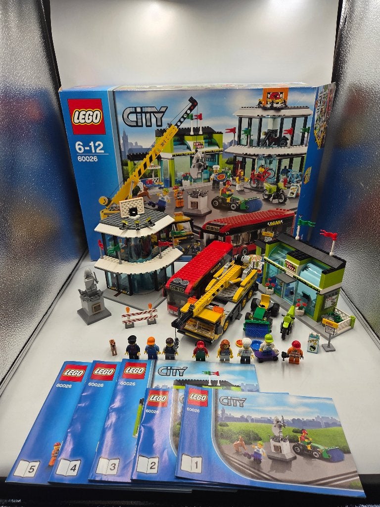 Lego City 60026Town Square, Kinderen en Baby's, Speelgoed | Duplo en Lego, City, Lego, Ophalen of Verzenden, Zo goed als nieuw