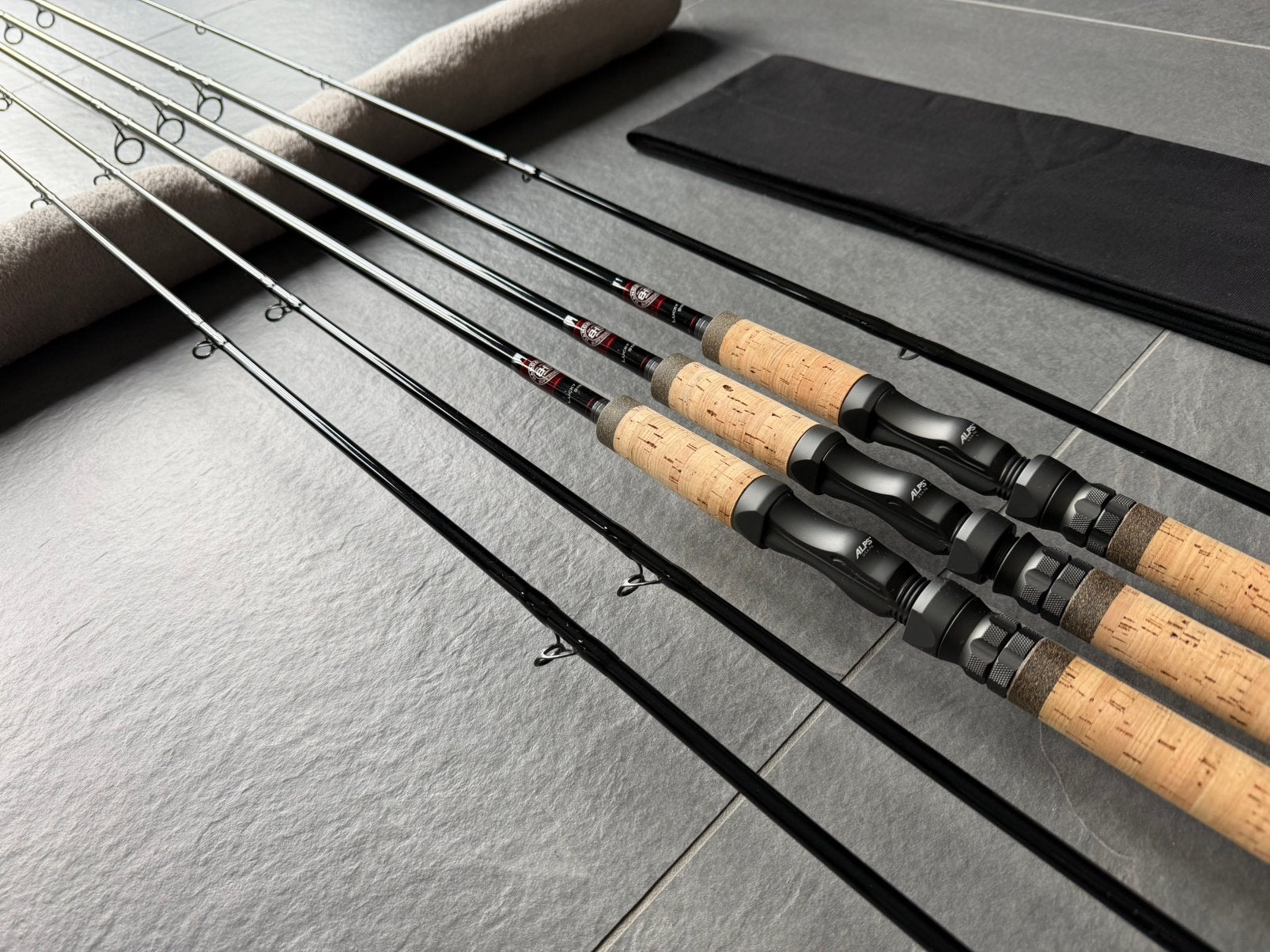 3 x Bart Bakker Lucky Strike III SuperDeLuxe 12ft 2,25lbs, Ophalen, Zo goed als nieuw, Complete set