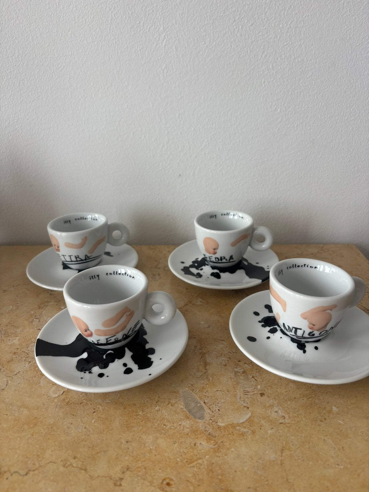 Illy espresso kopjes, Ophalen of Verzenden, Nieuw, Porselein, Kop en/of schotel
