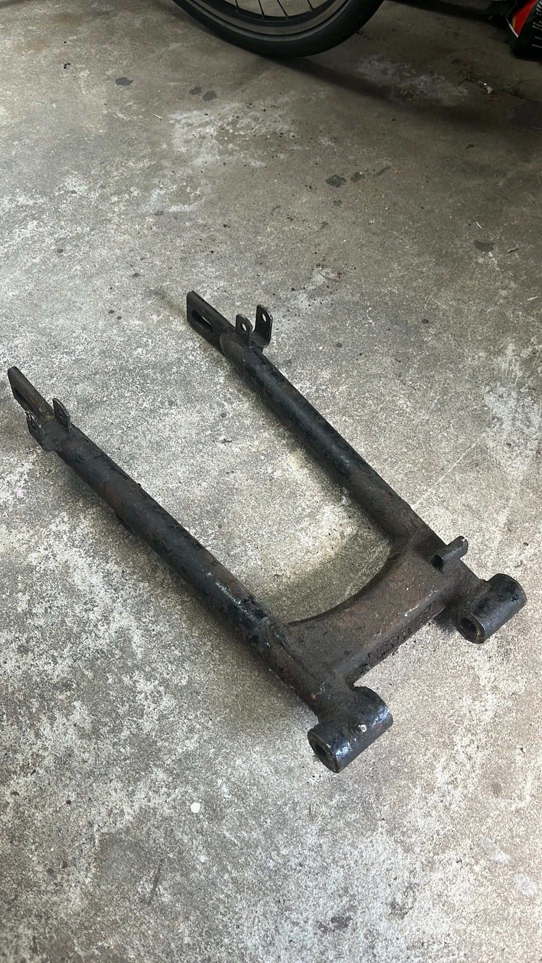 Triumph T140 achterbrug, Motoren, Onderdelen | Oldtimers, Ophalen of Verzenden