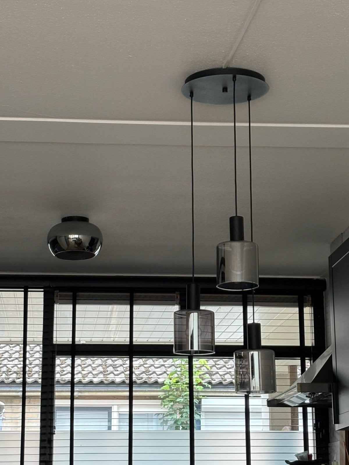 Twee mooie lampen met smoke zwart glas., Ophalen, Zo goed als nieuw