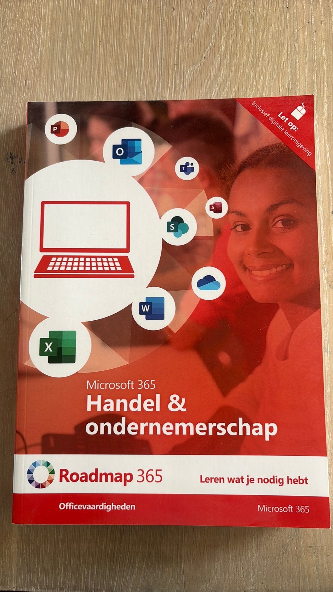 Microsoft 365 Handel en ondernemerschap, Ophalen of Verzenden, Zo goed als nieuw, Overige niveaus, Nederlands