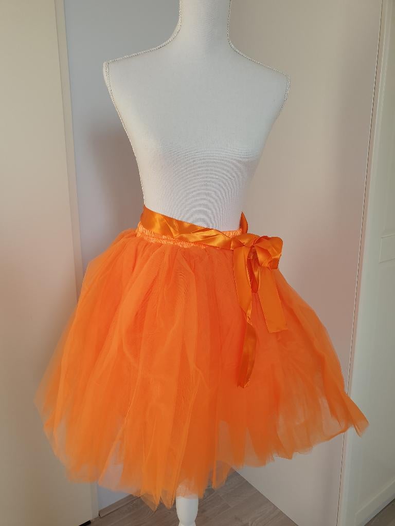 Nieuwe oranje petticoat / tutu / tule, 6 lagen + onderrok, Ophalen of Verzenden, Nieuw, Oranje, Boven de knie