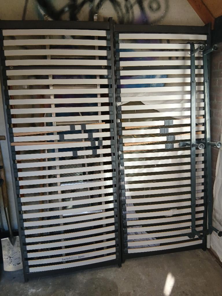 Onderstel bed 90x200, Ophalen, 85 tot 100 cm, Zo goed als nieuw, Lattenbodem