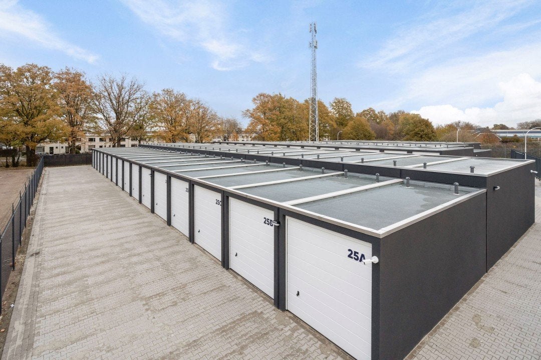 Te huur gevraagd garage box lees Advertenties., Auto diversen, Autostallingen en Garages