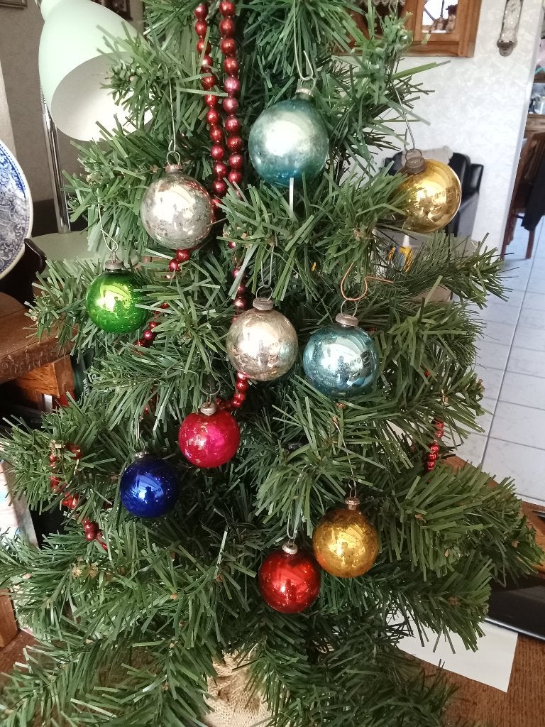 set van 10 kleinere kerstballen voor feathertree, Diversen, Kerst, Ophalen of Verzenden, Gebruikt