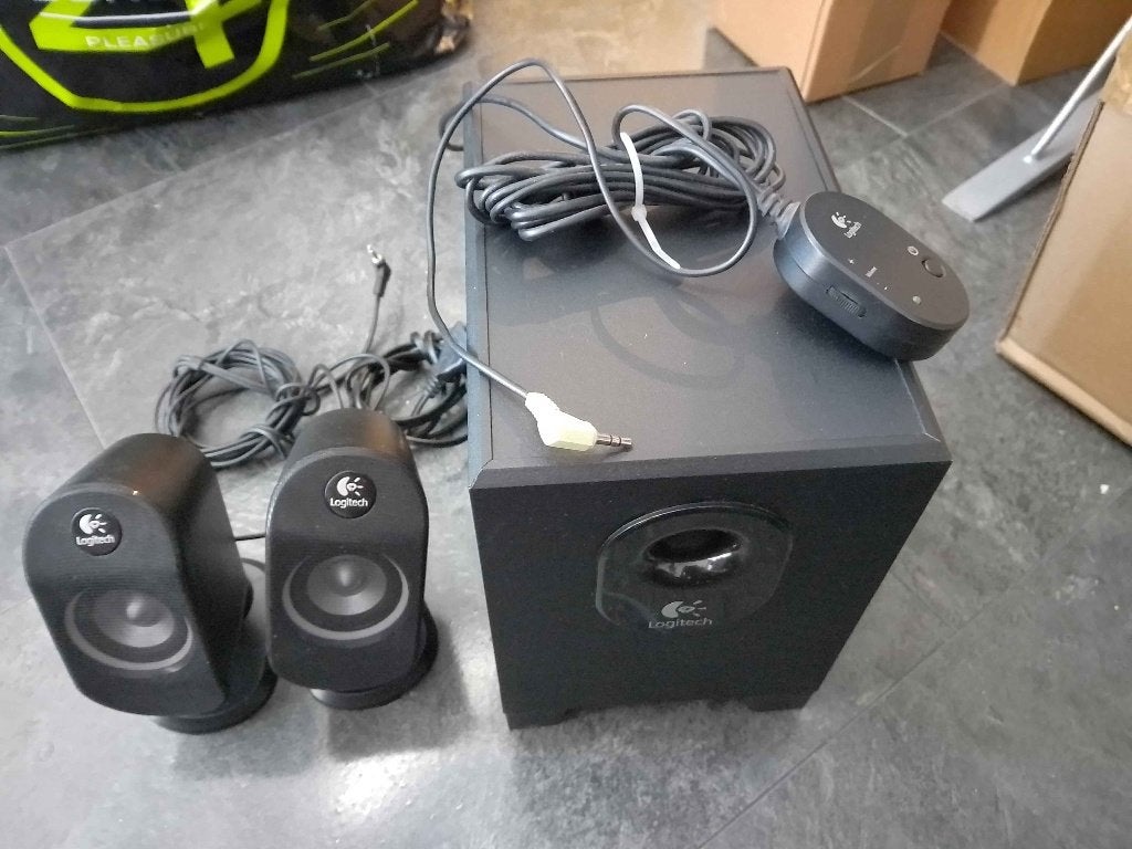 Logitech X-210 Computer Speakers + Subwoofer, Computers en Software, Pc speakers, Ophalen, Gebruikt, Audiokanaal 2.1, Logitech