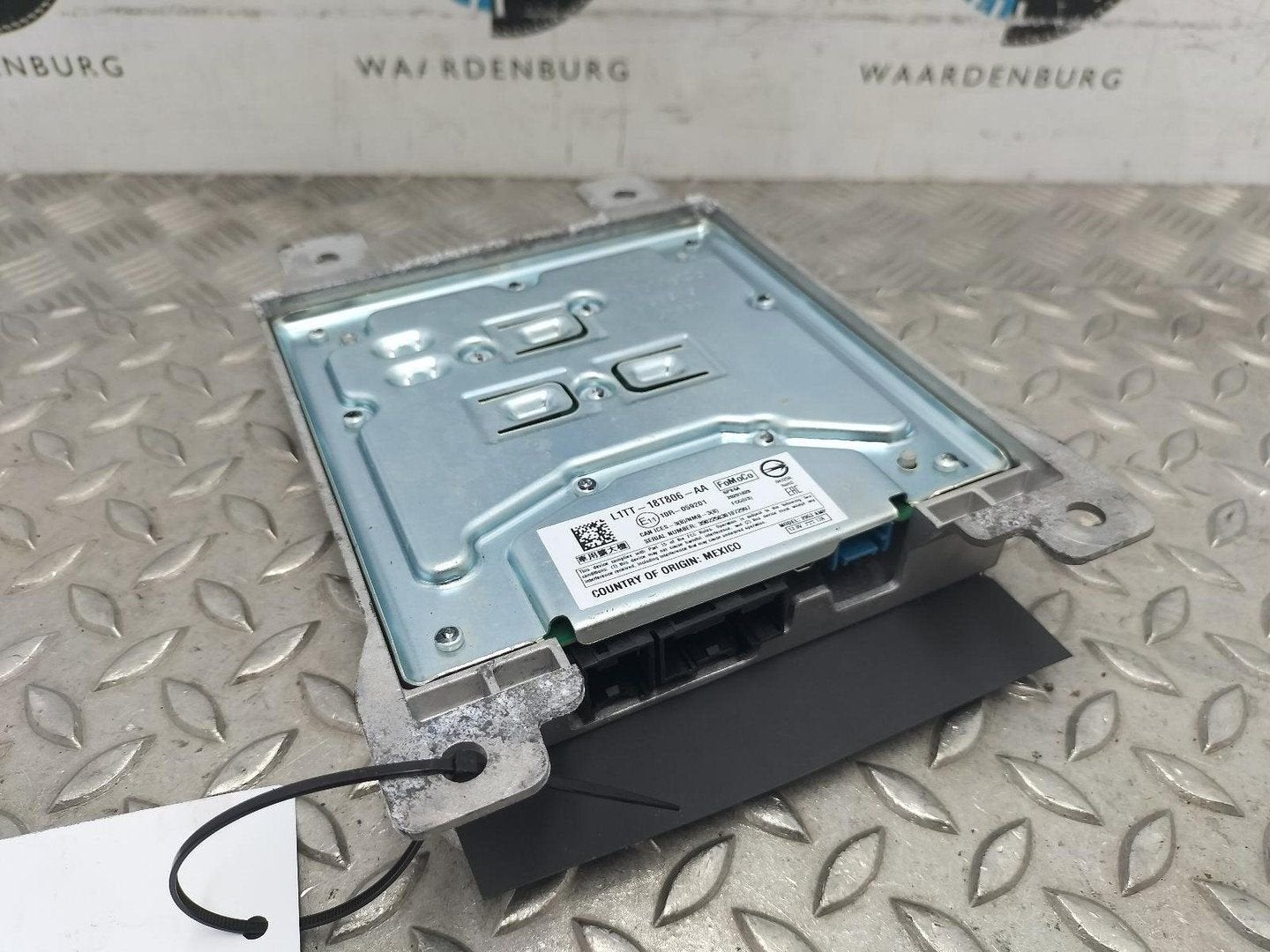 FORD PUMA VERSTERKER UNIT AUDIO L1TT18T806AA 2021, Ophalen of Verzenden, Gebruikt, Stiba lid