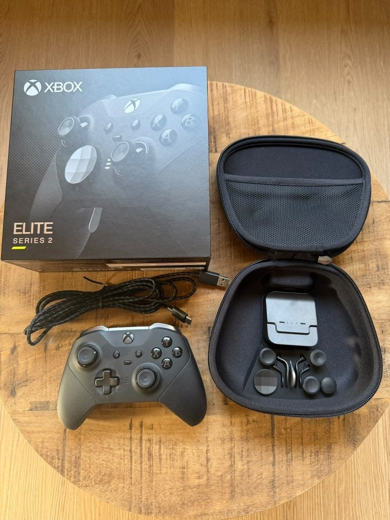 Xbox Elite Series 2 Controller, Ophalen of Verzenden, Zo goed als nieuw, Controller, Xbox Original
