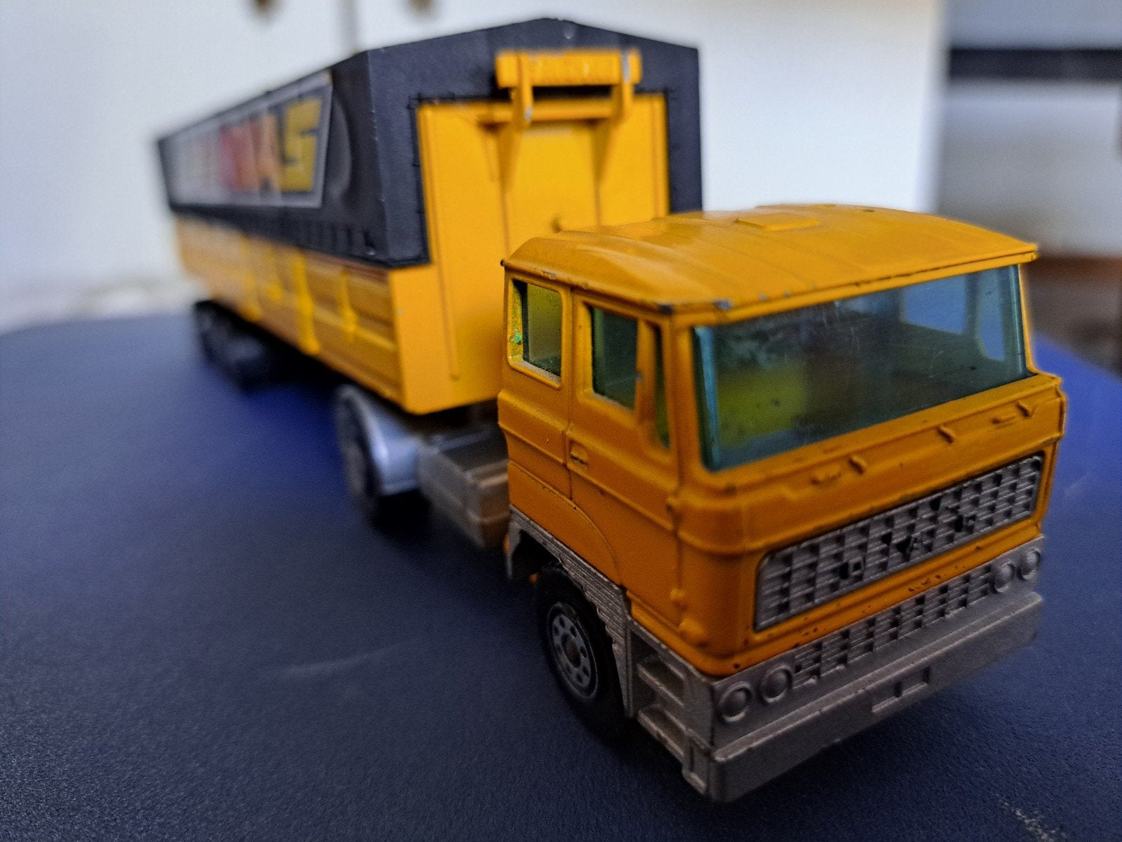 DAF 2800 Solido modeltruck met oplegger schaal 1:60 KVAS, Ophalen, Gebruikt, Overige typen, Overige merken