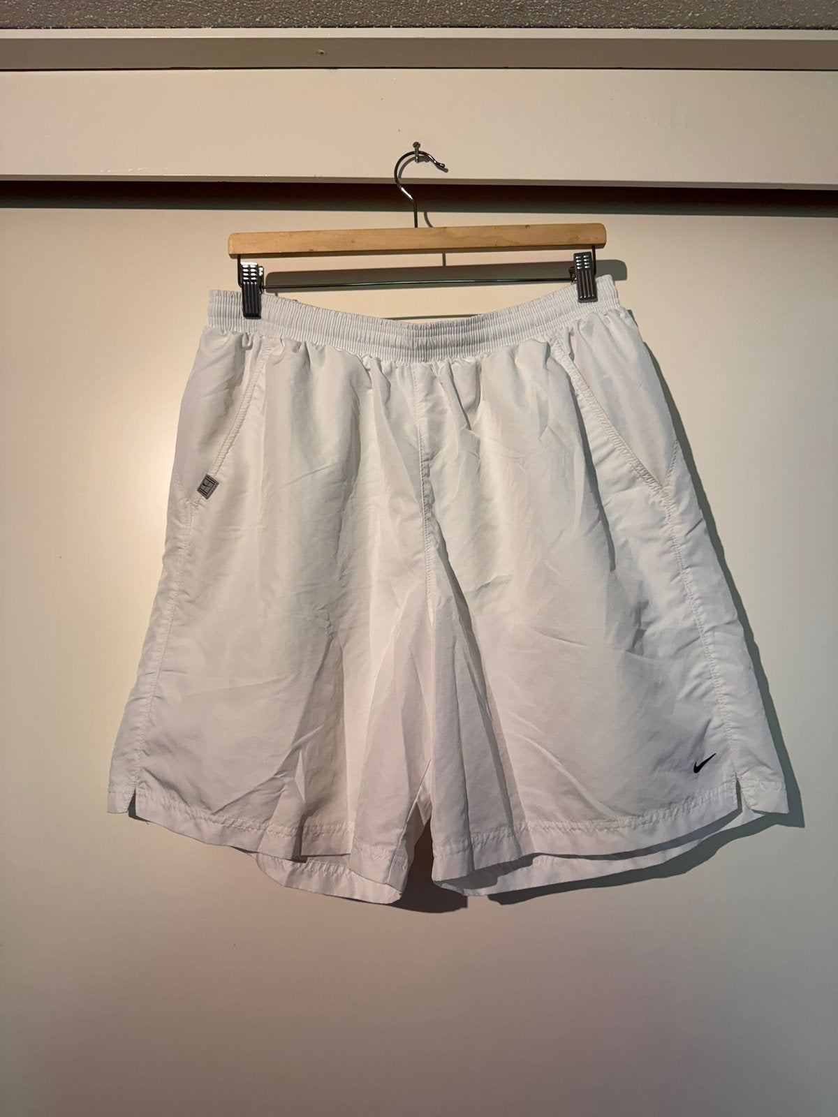 Spietwitte korte nike sportbroek maat XL, Wit, Maat 56/58 (XL), Ophalen of Verzenden, Zo goed als nieuw