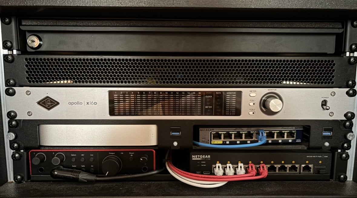 Universal Audio Apollo x16D Dante Interface, Computers en Software, Geluidskaarten, Zo goed als nieuw, Ophalen of Verzenden