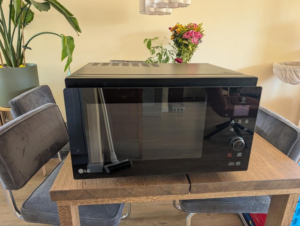 LG Combi Magnetron MJ3965BIB, Ophalen, Combimagnetron, Gebruikt, Hete lucht