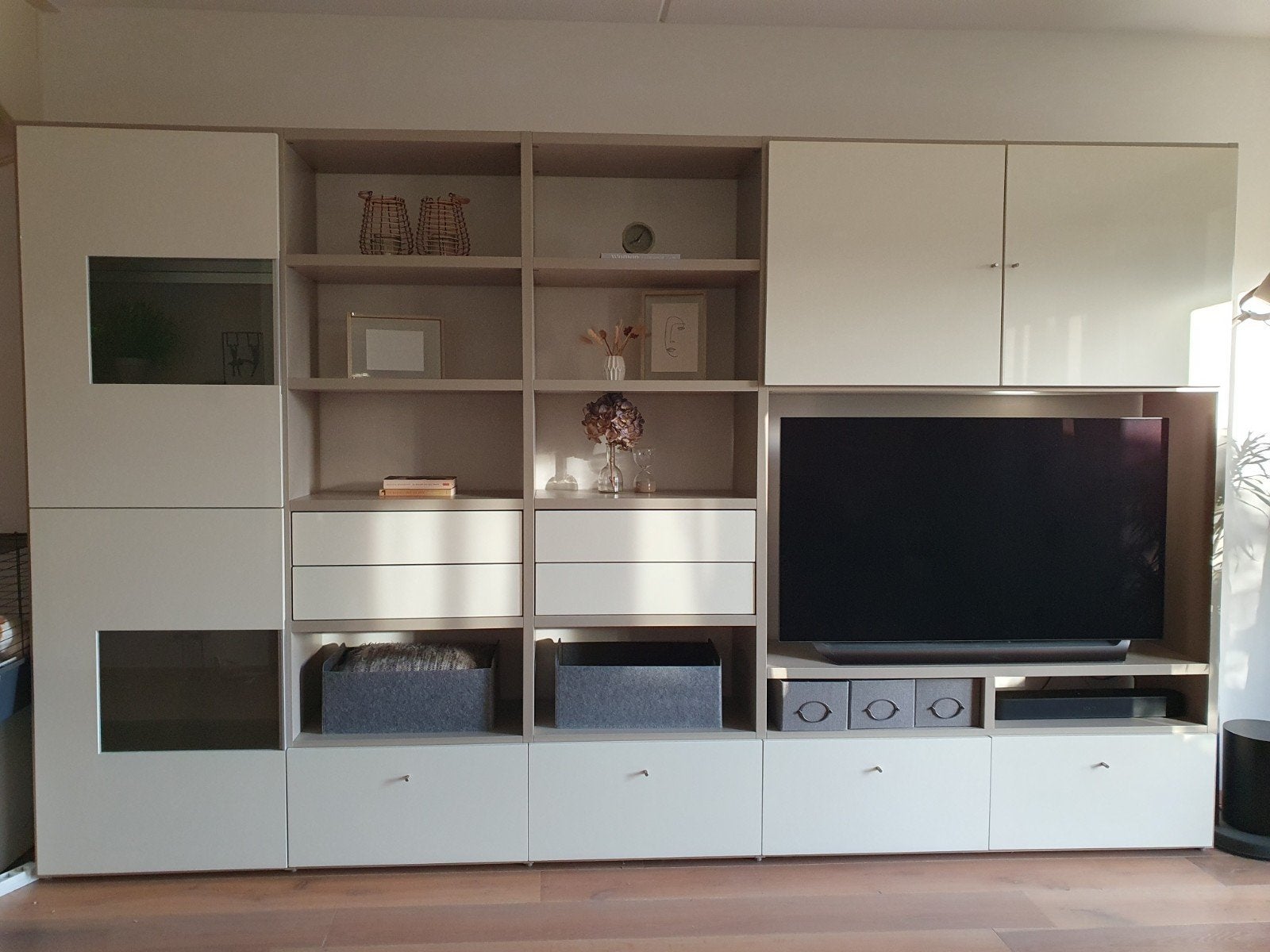 Luxe wandkast/tv-meubel van Hülsta, Ophalen, Zo goed als nieuw, 200 cm of meer, Modern, minimalistisch