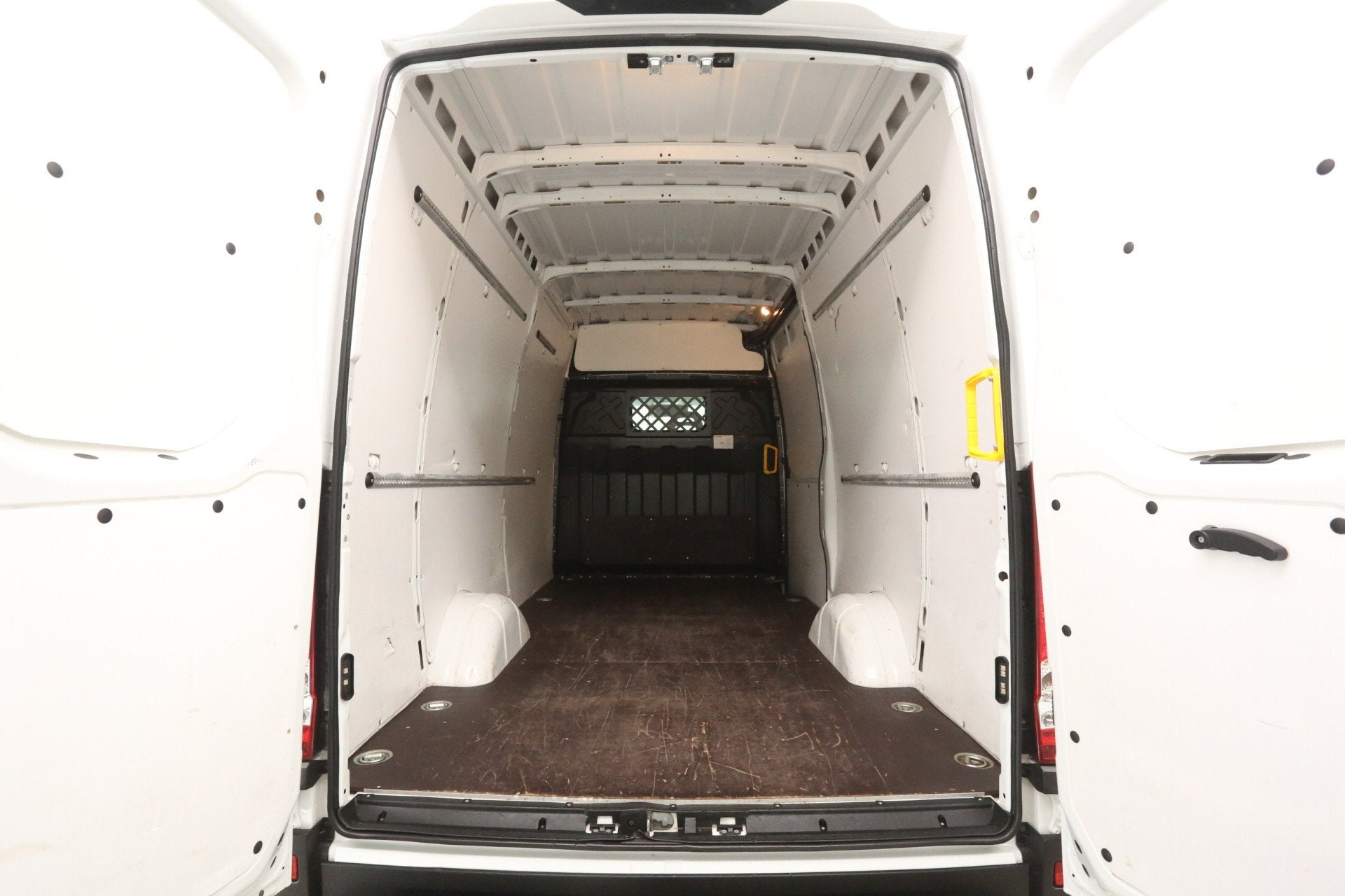 Iveco Daily 35S16V 2.3 352 L2H2 157pk | 3500KG Trekgew. | Tr, Automatische klimaatregeling, Gebruikt, Euro 6, Iveco