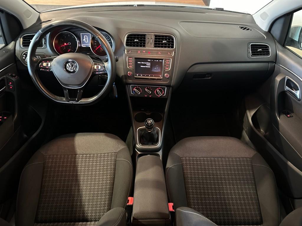 Volkswagen POLO 1.2 TSI COMFORTLINE l 5DRS l PDC l AIRCO l S, Auto's, Euro 6, 4 cilinders, Met garantie (alle), Wit