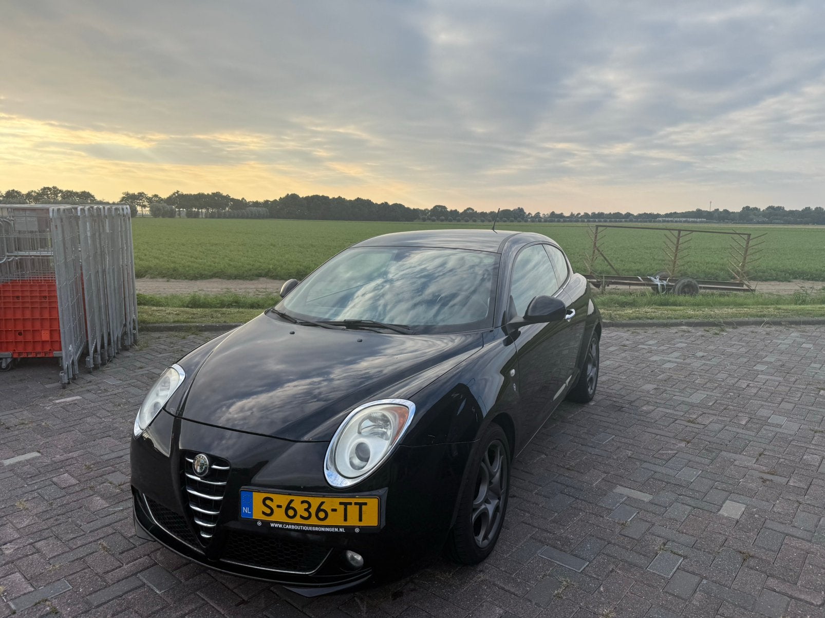 Alfa Romeo Mito 1.4 2010  79PK, Auto's, Alfa Romeo, Voorwielaandrijving, Bluetooth, Zwart, 4 cilinders