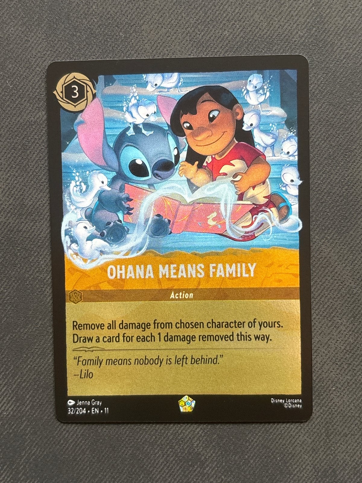 Disney Lorcana: Ohana Means Family (Foil) - Stitch & Lilo, Ophalen of Verzenden, Zo goed als nieuw, Losse kaart, Foil