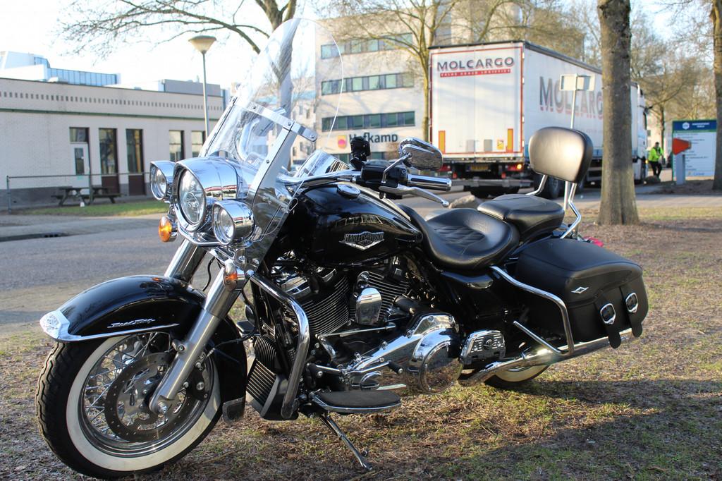 Harley-Davidson Road King FLHR-C Road-King Classic, Motoren, 1745 cc, Chopper, Bedrijf, Meer dan 35 kW