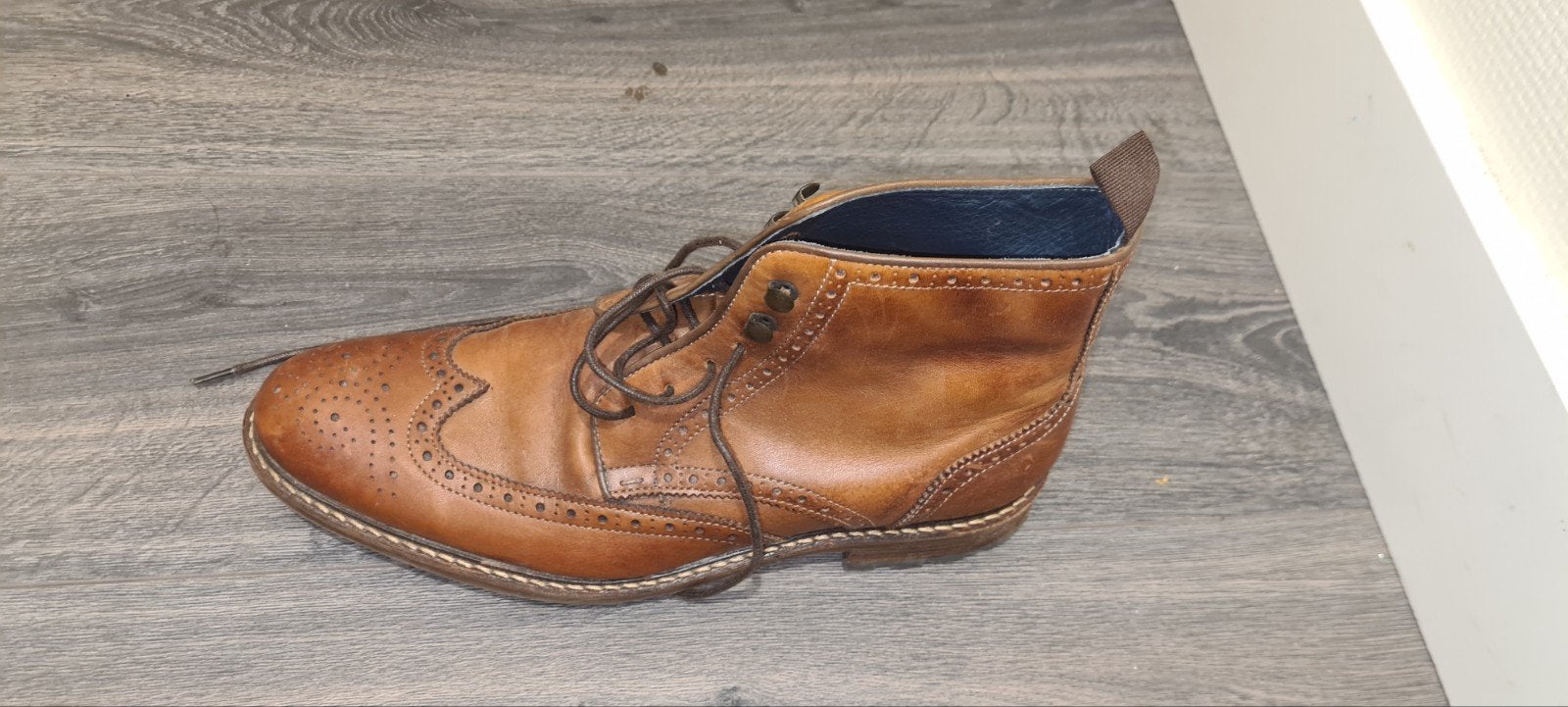 Bruine leren veterschoenen met brogue details, Ophalen, Gedragen, Veterschoenen, Onbekend