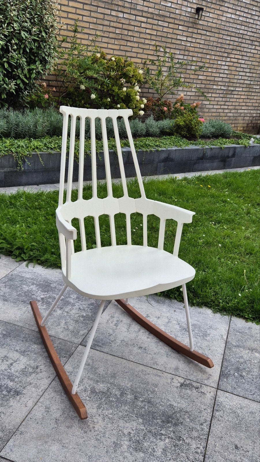 Kartell Comback Rocking Chair - Patricia Urquiola, Huis en Inrichting, Ophalen, Gebruikt, Hout, Eén