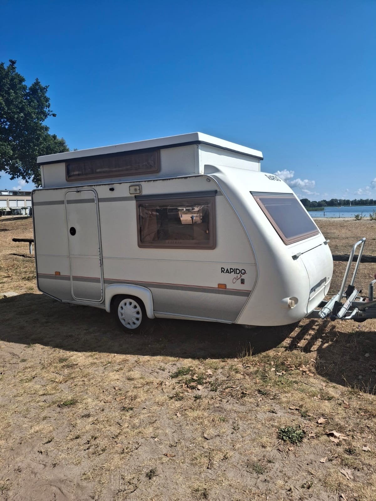 Caravan, Rapido Club 32, Caravans en Kamperen, Caravans, Particulier, tot en met 4, 500 - 750 kg, Overige, Rapido, Dwarsbed, tot 4 meter