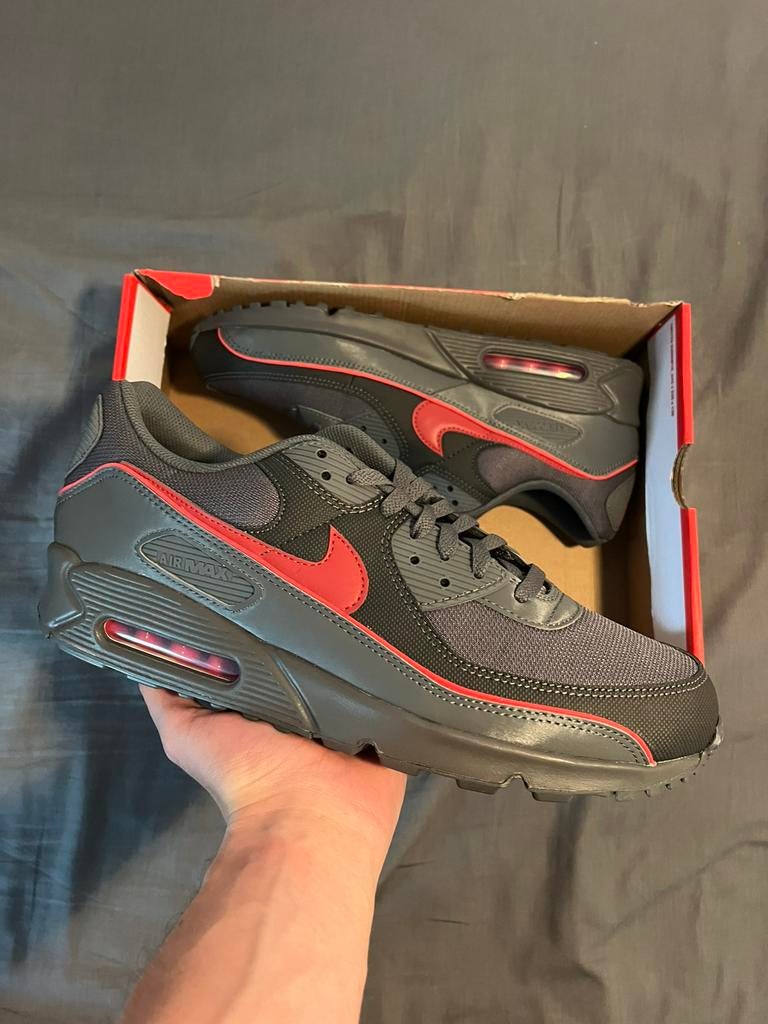 Nike Air Max 90 Premium Grijs Rood - Maat 47, Zwart, Nieuw, Ophalen of Verzenden, Sneakers of Gympen