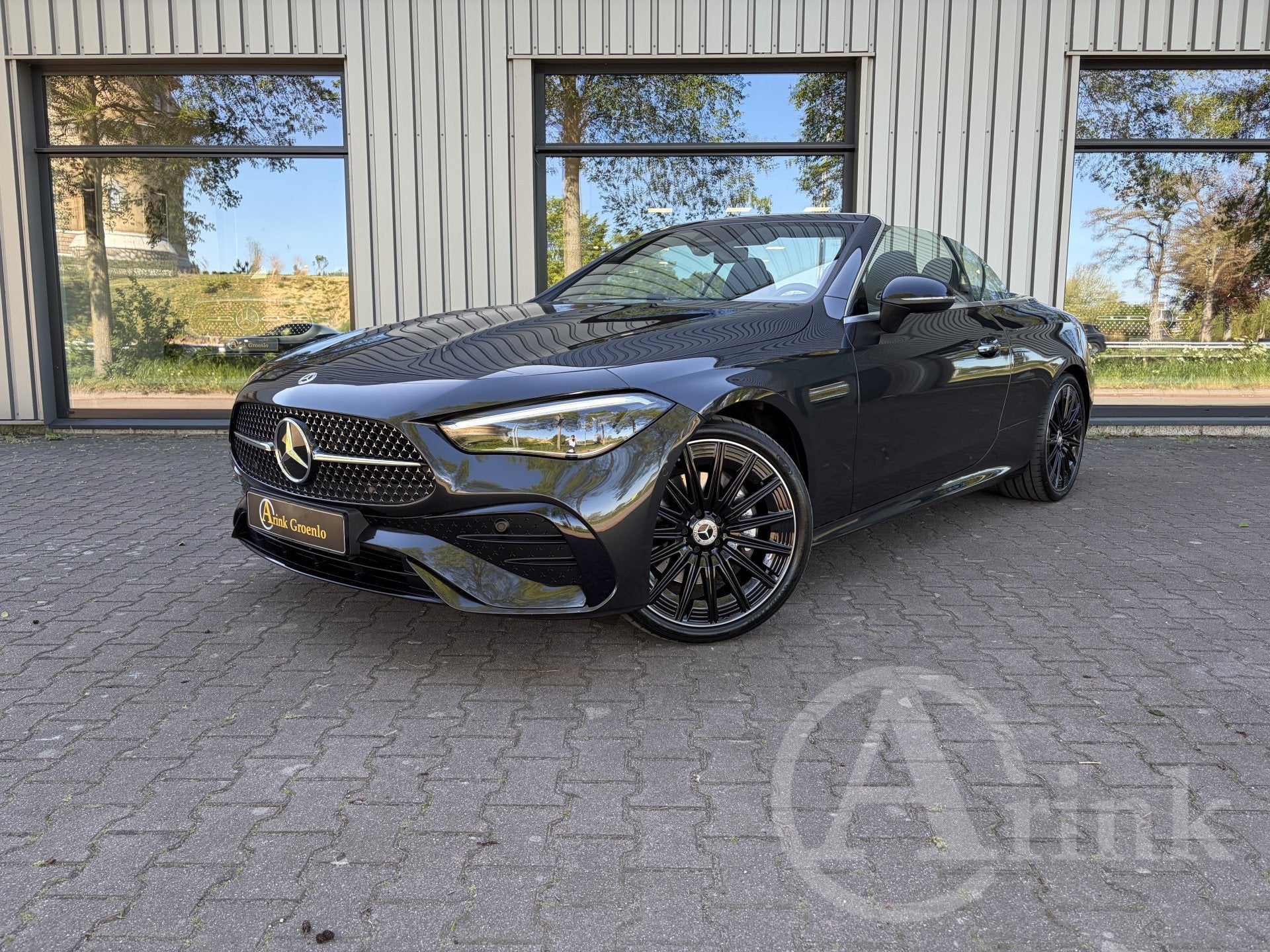Mercedes-Benz CLE Cabriolet 180 AMG Line Memorypakket, Winte, Automaat, Gebruikt, Zwart, 4 cilinders