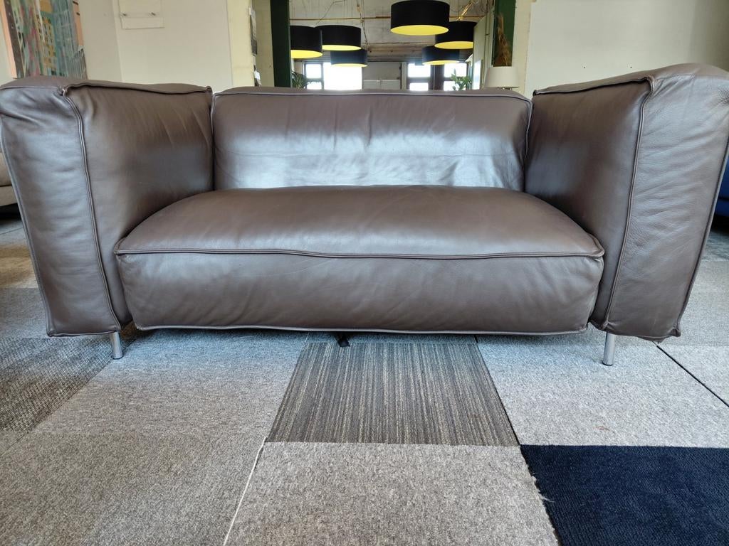 Gelderland 6400 | Loveseat |  Bruin leer, Modern design, Gebruikt, Info@andriesign.nl, 150 tot 200 cm