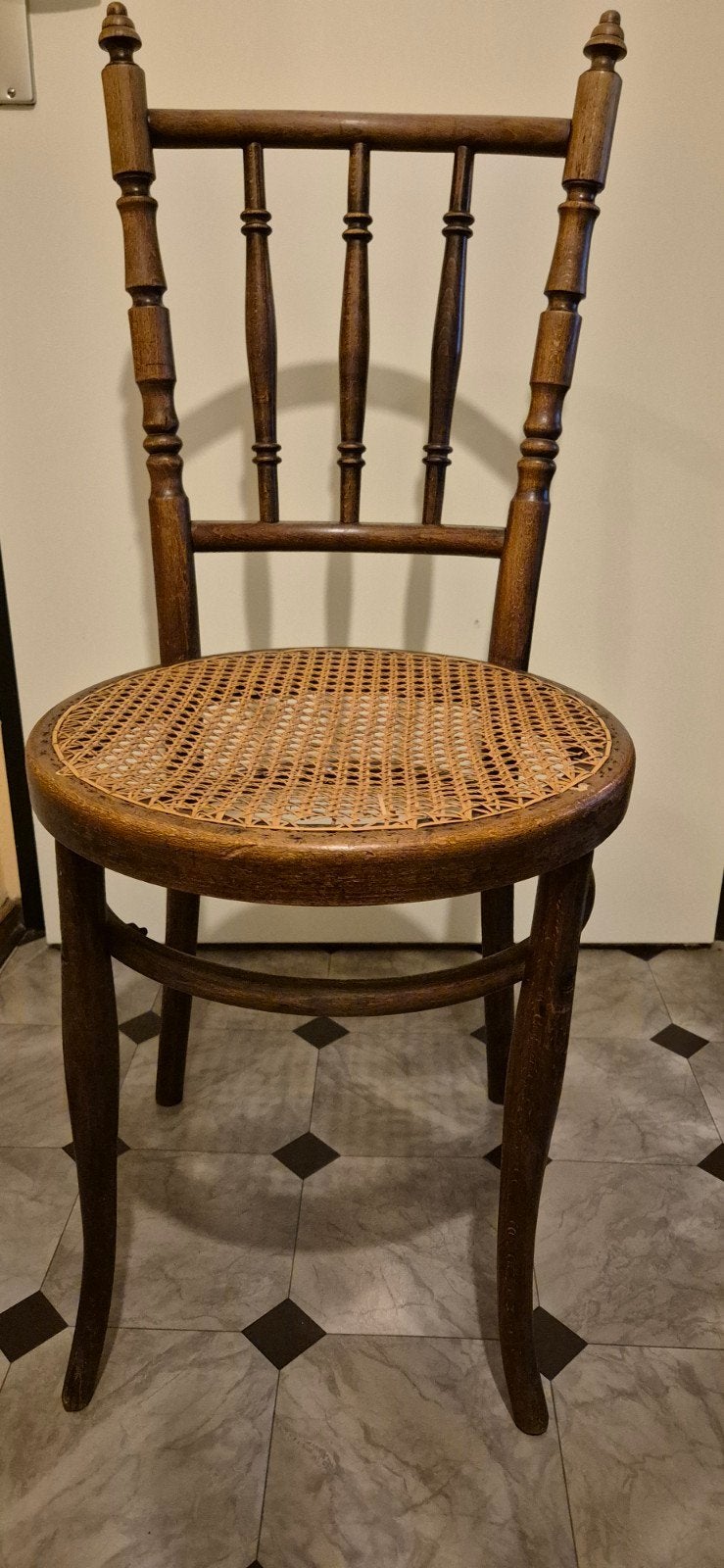 Set van 4 Thonet stoelen: 3 Josef Hoffmann, 1 Fischel, Ophalen